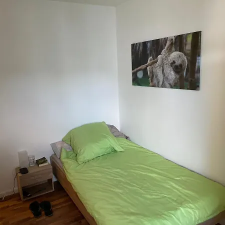 Onkel Tom Amazonien & Ozeanien ホームステイ