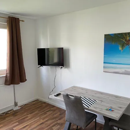 Onkel Tom Amazonien & Ozeanien ホームステイ *